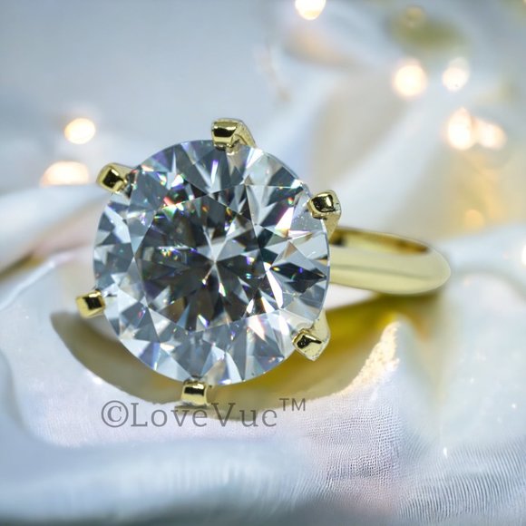 Certified 10ct. t.w. Diamond Large Brilliant Solitaire Gold Engagement Ring - Picture 3 of 17